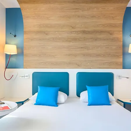 Hotel Ibis Styles Centre 4*