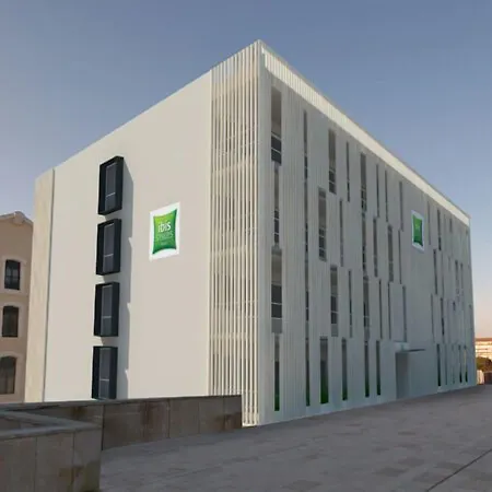 Hotel Ibis Styles Centre 4*