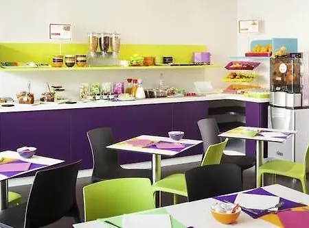 Hotel Ibis Styles Centre 4*