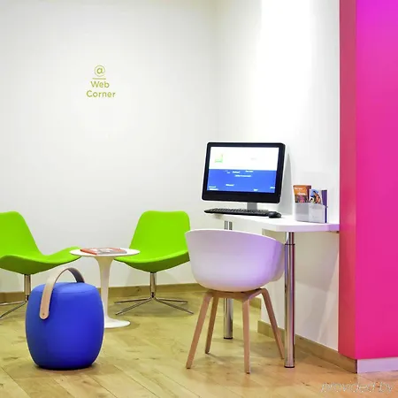 Ibis Styles Centre Hotel 4*