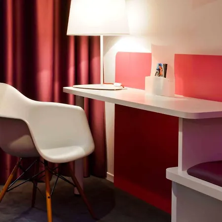Ibis Styles Centre 4*