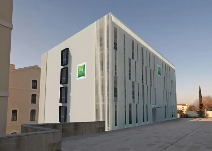 Hotel Ibis Styles Centre 4*