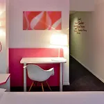 Ibis Styles Centre Отель 4*