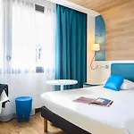 Ibis Styles Centre 4*