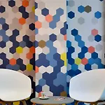 Ibis Styles Centre 호텔 4*