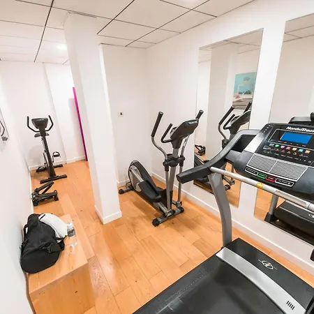 Ibis Styles Centre 4*