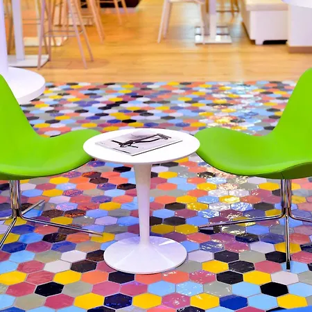 Ibis Styles Centre 4* Μοντελιμάρ