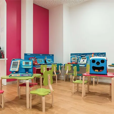 Ibis Styles Centre 4*