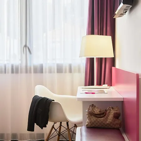 Ξενοδοχείο Ibis Styles Centre 4*
