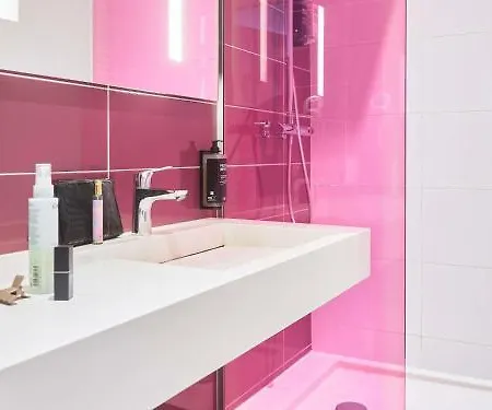 Ibis Styles Centre 4*