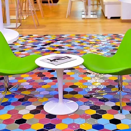 Hotel Ibis Styles Centre 4*