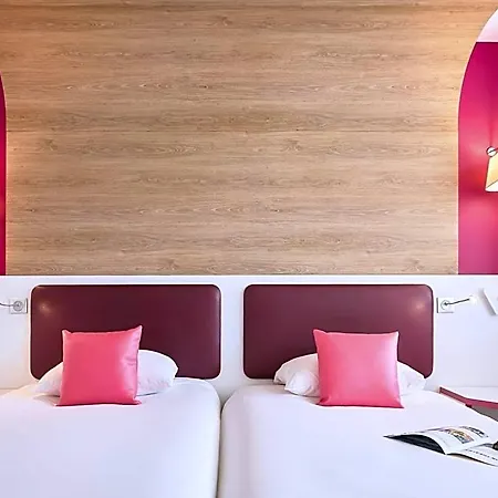 Hotel Ibis Styles Centre 4*