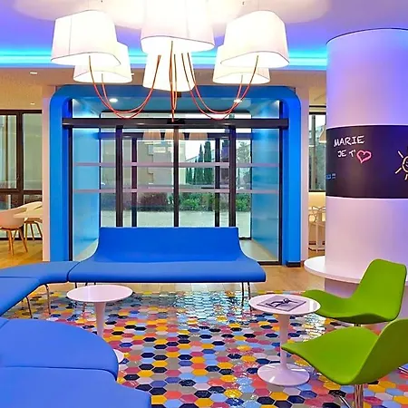 Ibis Styles Centre 4*