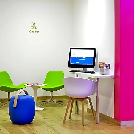 Ibis Styles Centre فندق