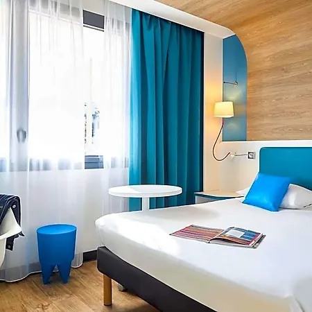 Hotel Ibis Styles Centre 4*