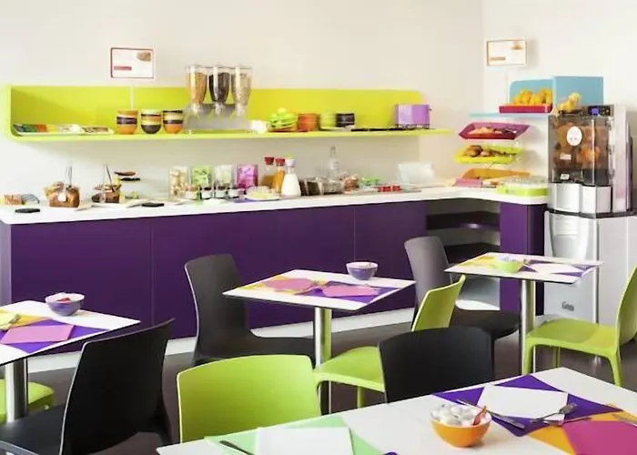 Ibis Styles Centre Hotel 4*