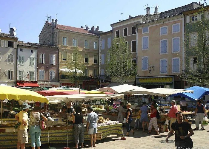 Ibis Styles Centre Otel 4*